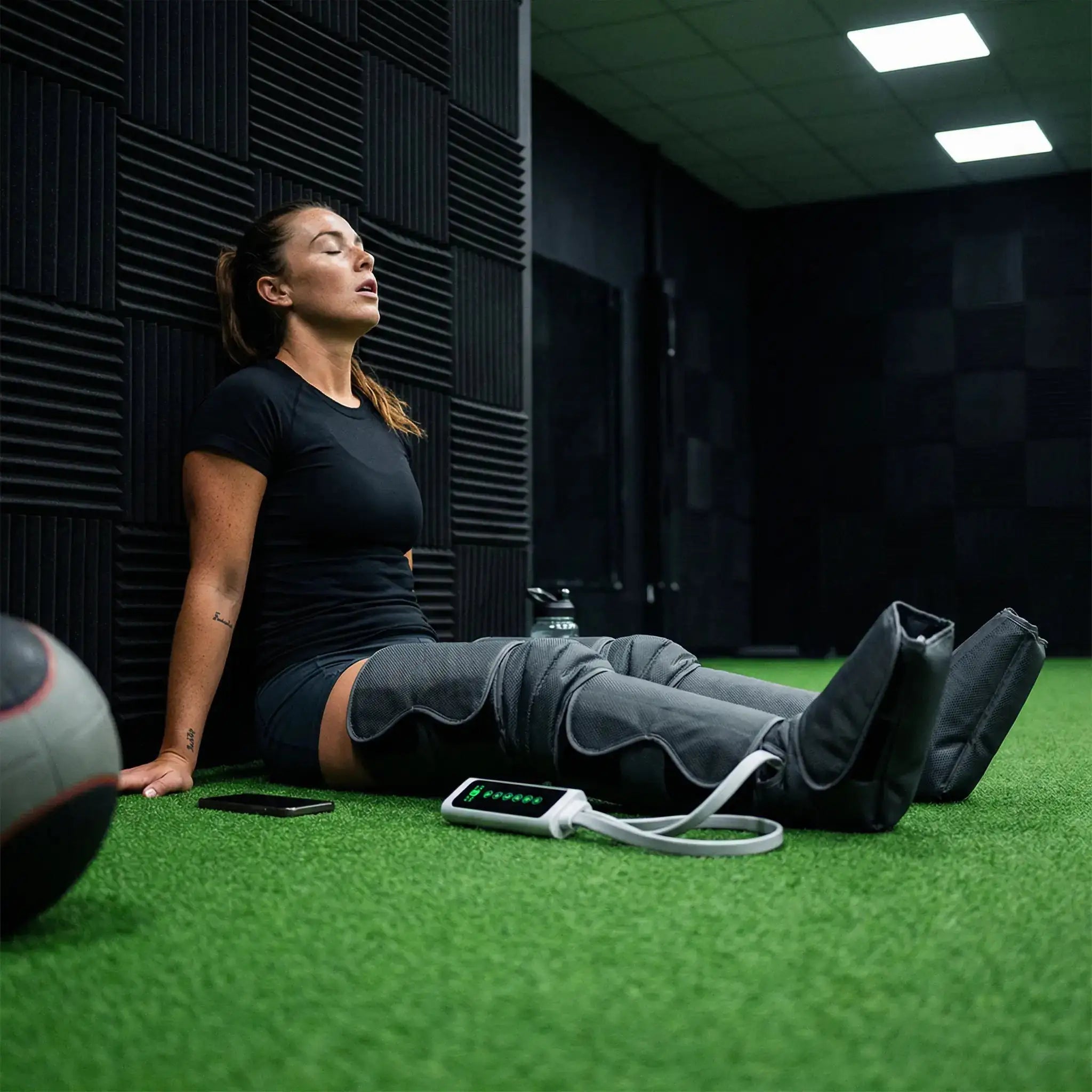 AirWave Pro full-leg air compression recovery boots by Pulsax