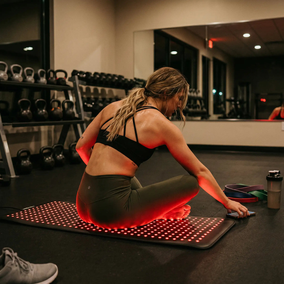Full-body LED red light mat by Pulsax, large flexible format for home use